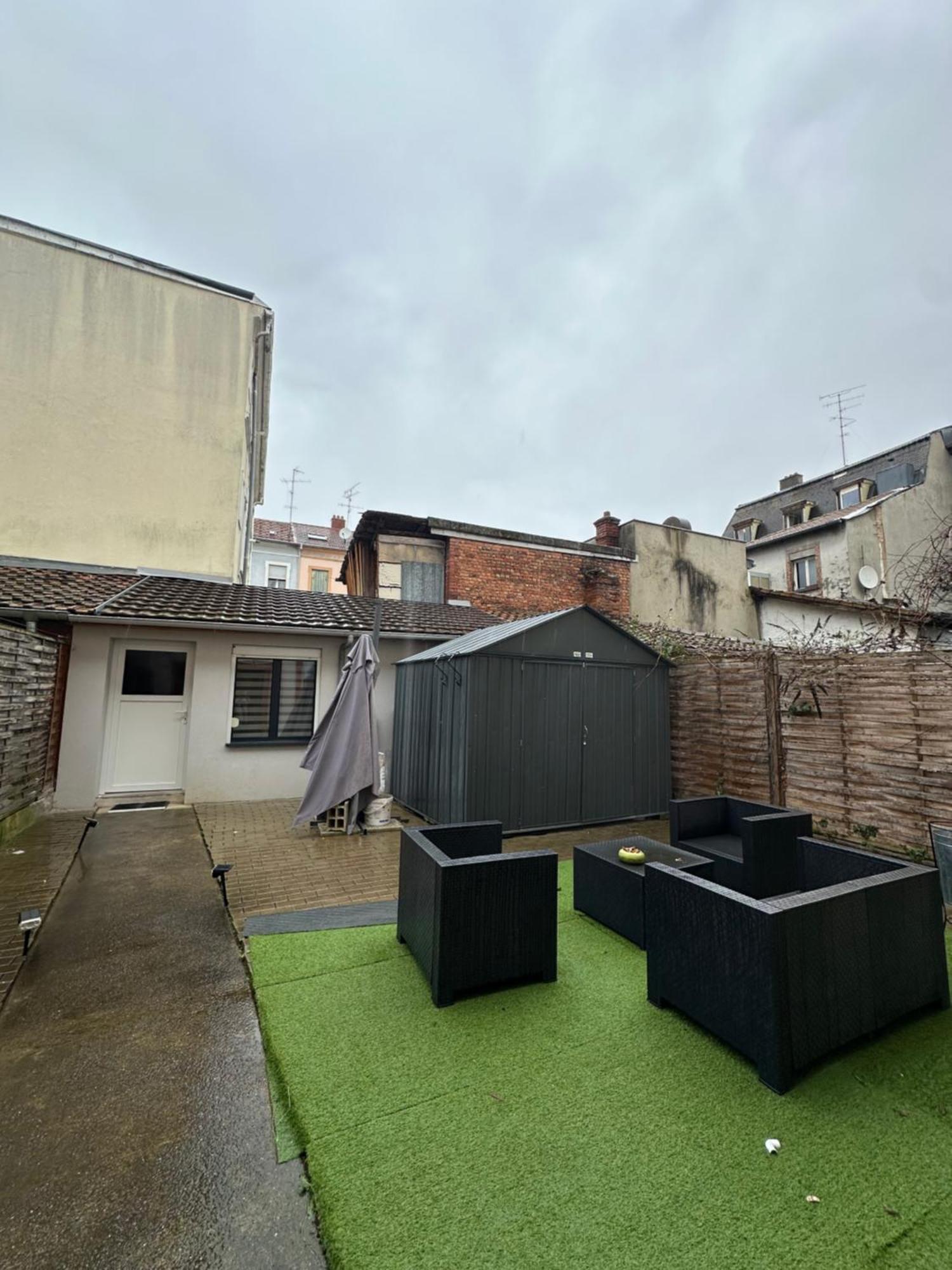 # Le 6 # Joli Petit Studio ! Centre Ville Au Calme Mulhouse Luaran gambar